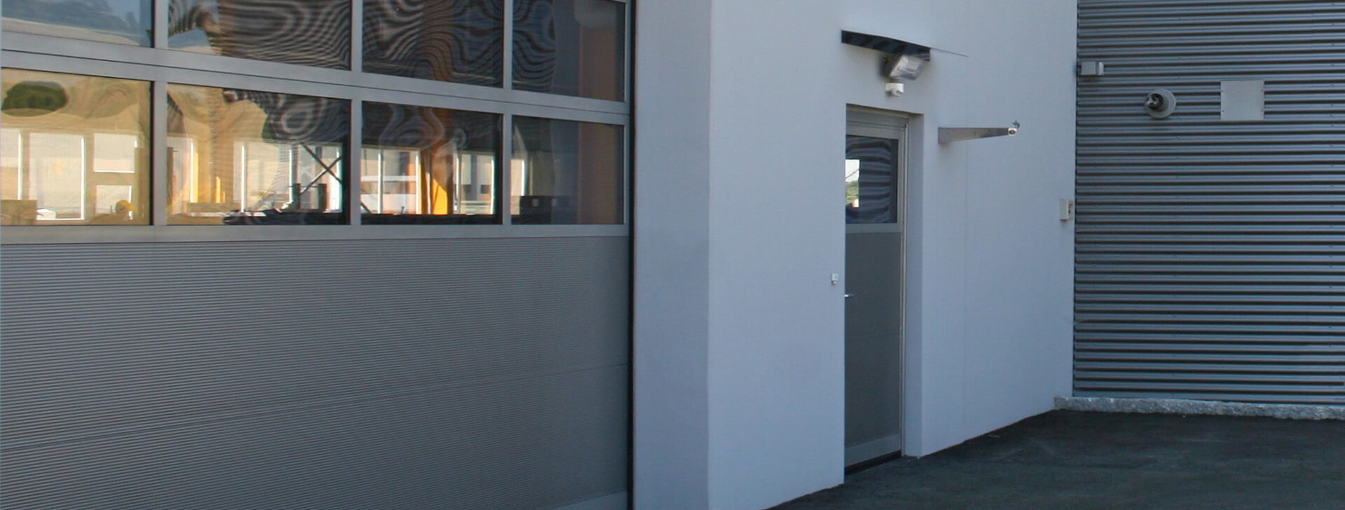 Tore und Türen - Industrie- und Gewerbebau - WOLF System