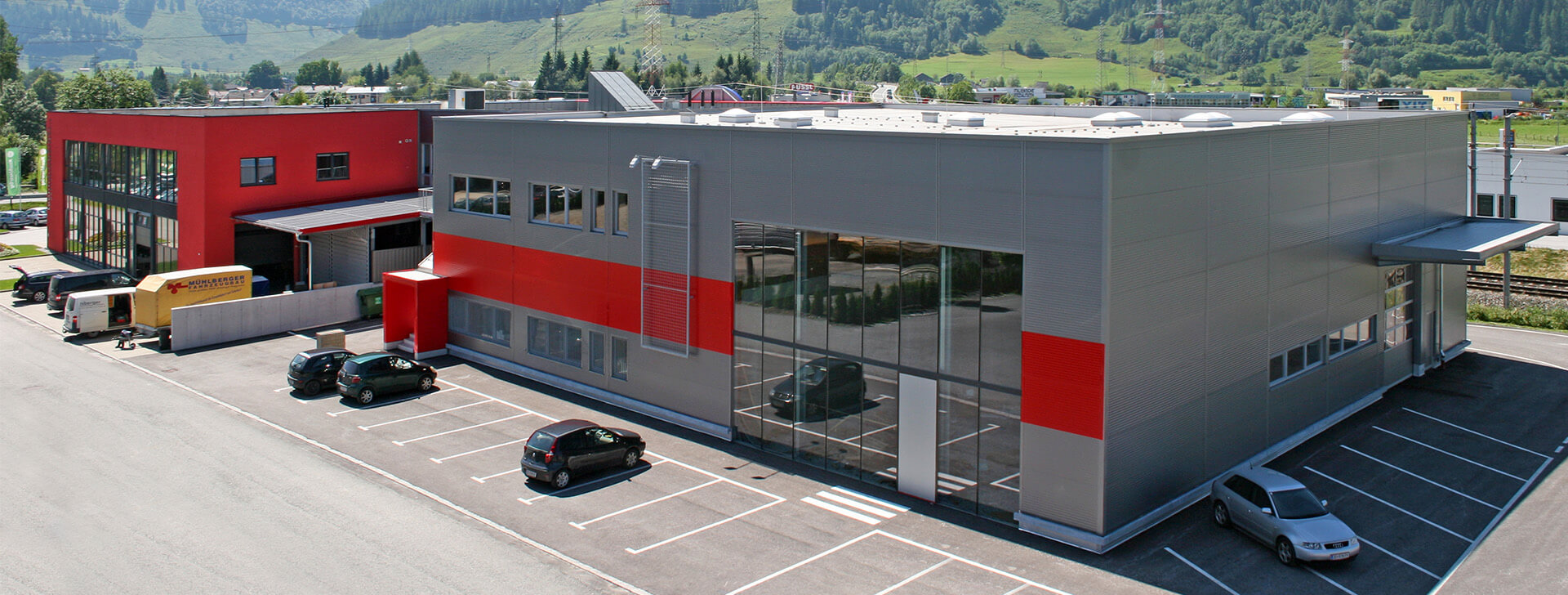 Spații Comerciale – funcționale și reprezentative - WOLF System